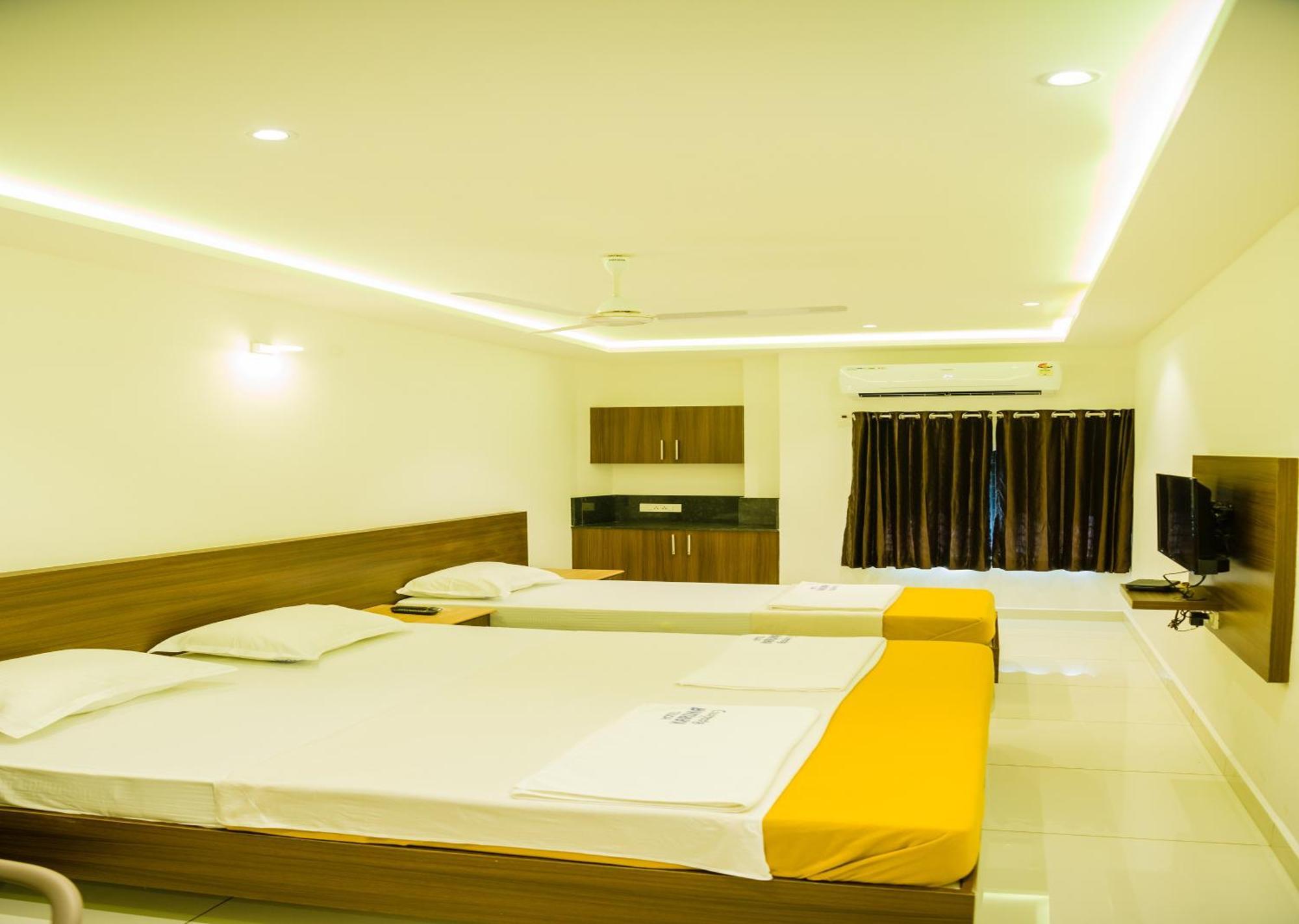 Hotel Karuna Residency マンガロール エクステリア 写真